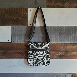 Bliss Zebra Stripes Black White Animal Print Messenger Crossbody Bag Purse